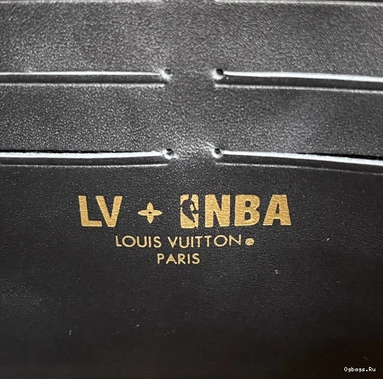 LOUIS LVXNBA WEARABLE SOFT TRUNK WALLET VUITTON 1221